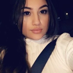 Meet your Posher, Lorena